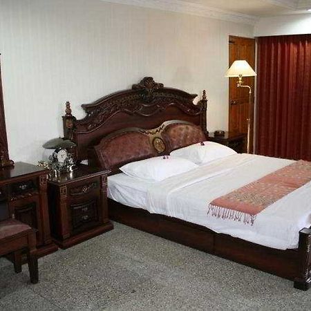 Chateau Chiangmai Hotel Chiang Mai Exterior photo